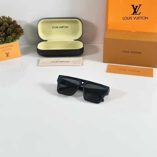 Louis Vuitton 1502 Blue & Black Sunglasses