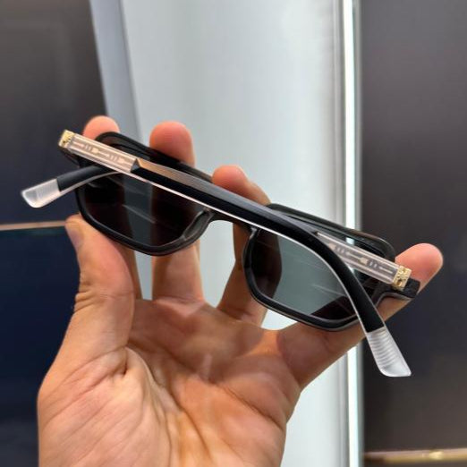 Marc Jacobs All Black Luxury Shades