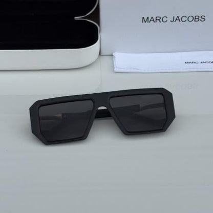 Marc Jacobs Black Sunglasses – Bold Contemporary Elegance