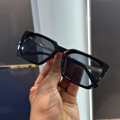 Marc Jacobs Gold-Black Luxury Shades