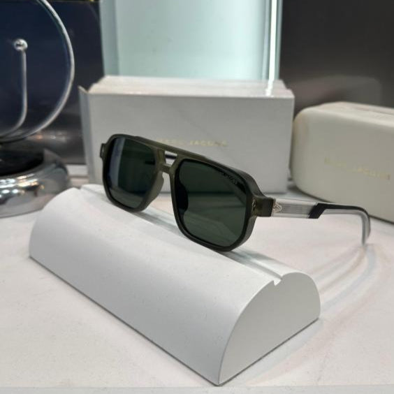 Marc Jacobs Green Luxury Shades