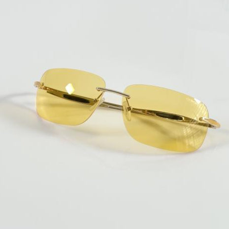 Oakley Gold Yellow Sunglasses – Sporty Performance with Style