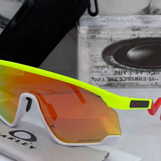 Oakley Neon Sunglasses – High-Energy Performance Style