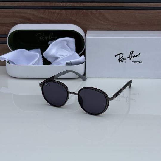 Ray-Ban Black Sunglasses – Timeless Icon of Style