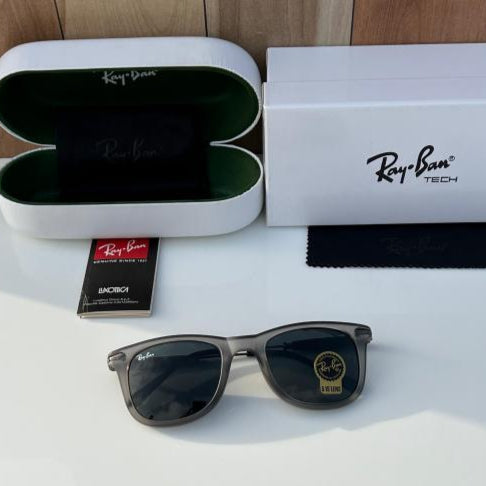 Ray-Ban Grey Sunglasses – Classic Versatile Elegance