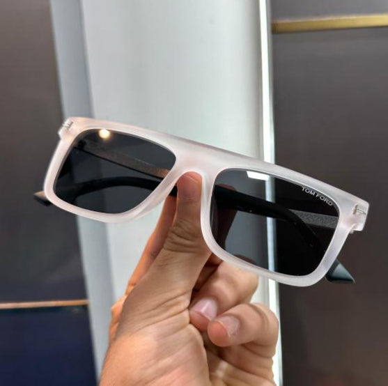 Tom Ford Dual Black Luxury Shades – Bold Modern Sophistication